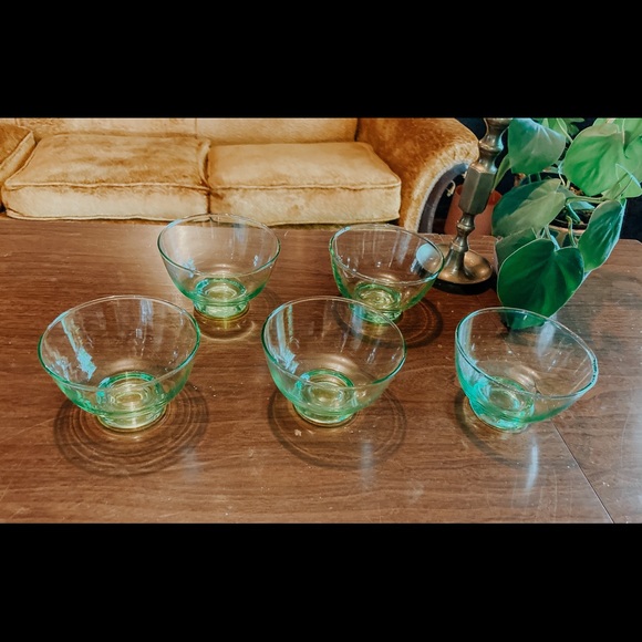 Retro Mid Century Pedestal Glass Bowls - Picture 6 of 8